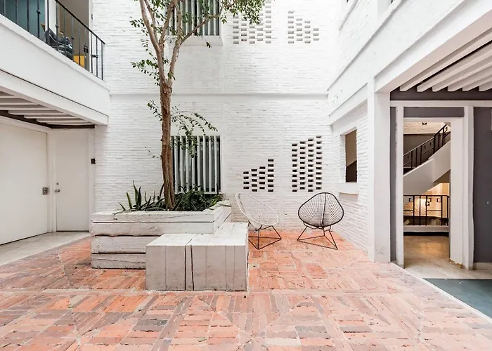 Apartamento Edificio Remodelado. Frente Al Munal. Centro Histórico México DF
